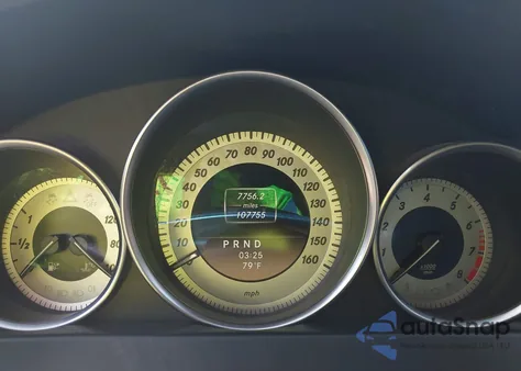 2012 Mercedes-Benz C 300 Sport 4Matic z USA, uszkodzony, nr VIN WDDGF8BB1CR200823